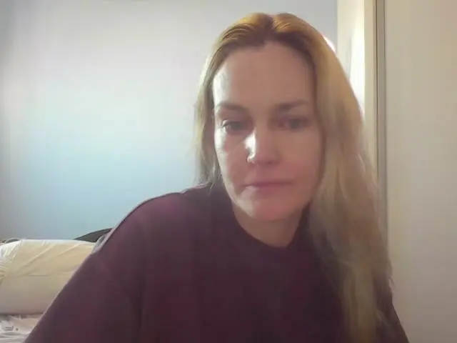 AnnyLe live webcam