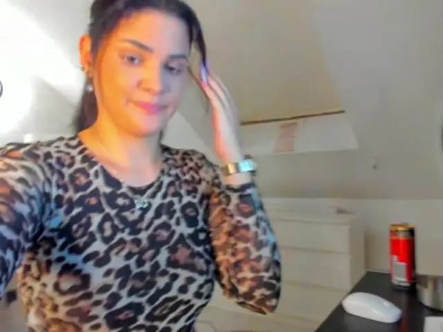 EvelynMonroe live webcam