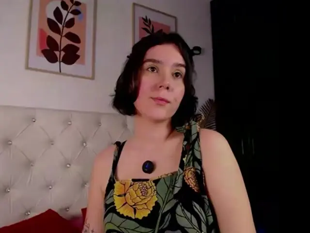 GoddessBar live webcam